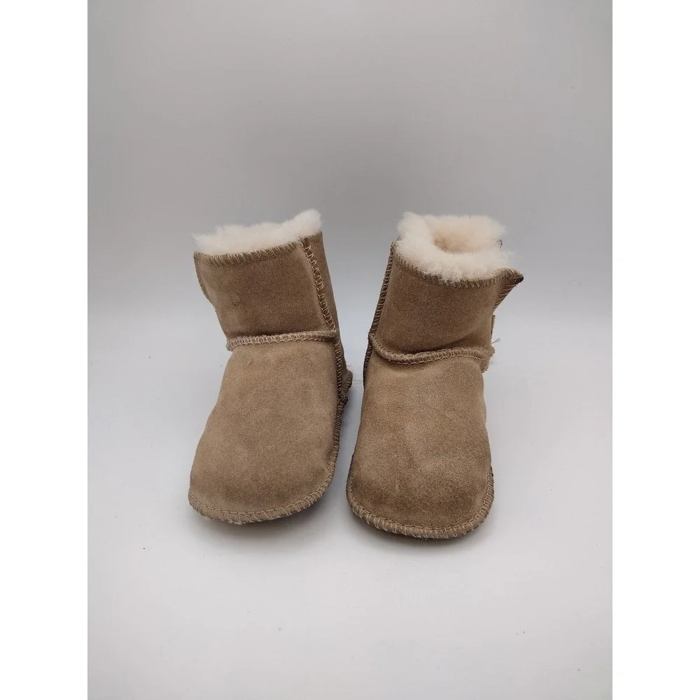 UGG Australia Erin Chestnut Suede Sheepskin Infant Booties Size M